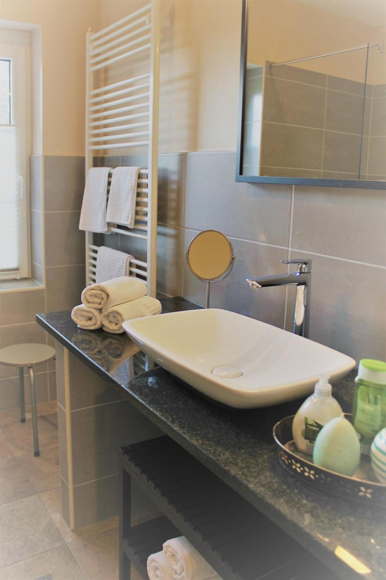 Gutshof Marienthal Apartment Viereck Екстериор снимка