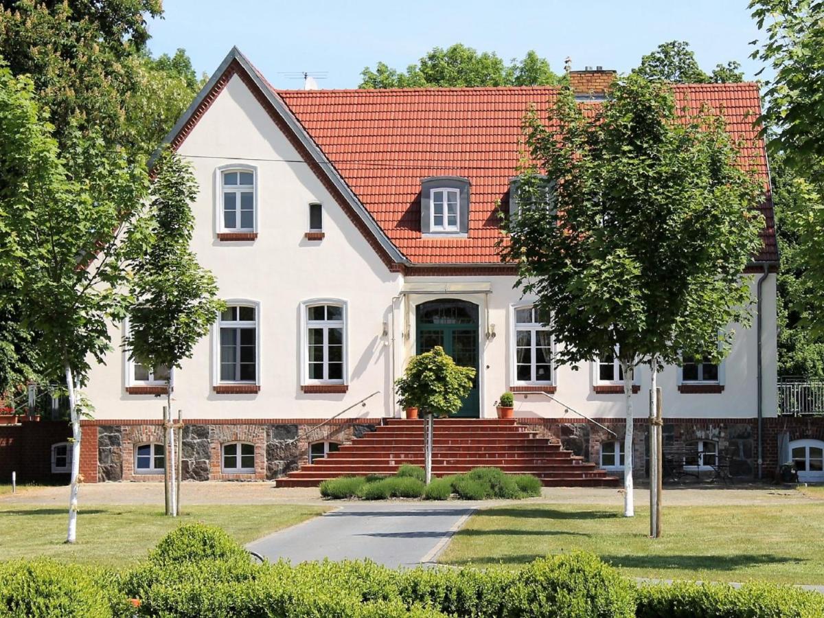 Gutshof Marienthal Apartment Viereck Екстериор снимка
